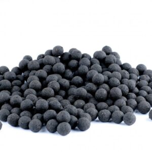 Pamlsek Hmyzí protein s aktivním uhlím 16 mm